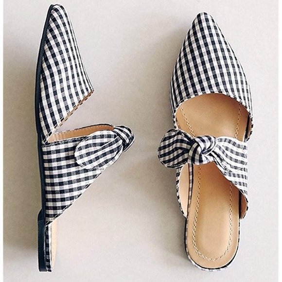 ✖️POINTY MULE B&W BOW WOMANS FLAT SHOE *NWT* - Picture 3 of 5